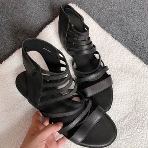 Eileen Fisher Gladiator Leather Sandals